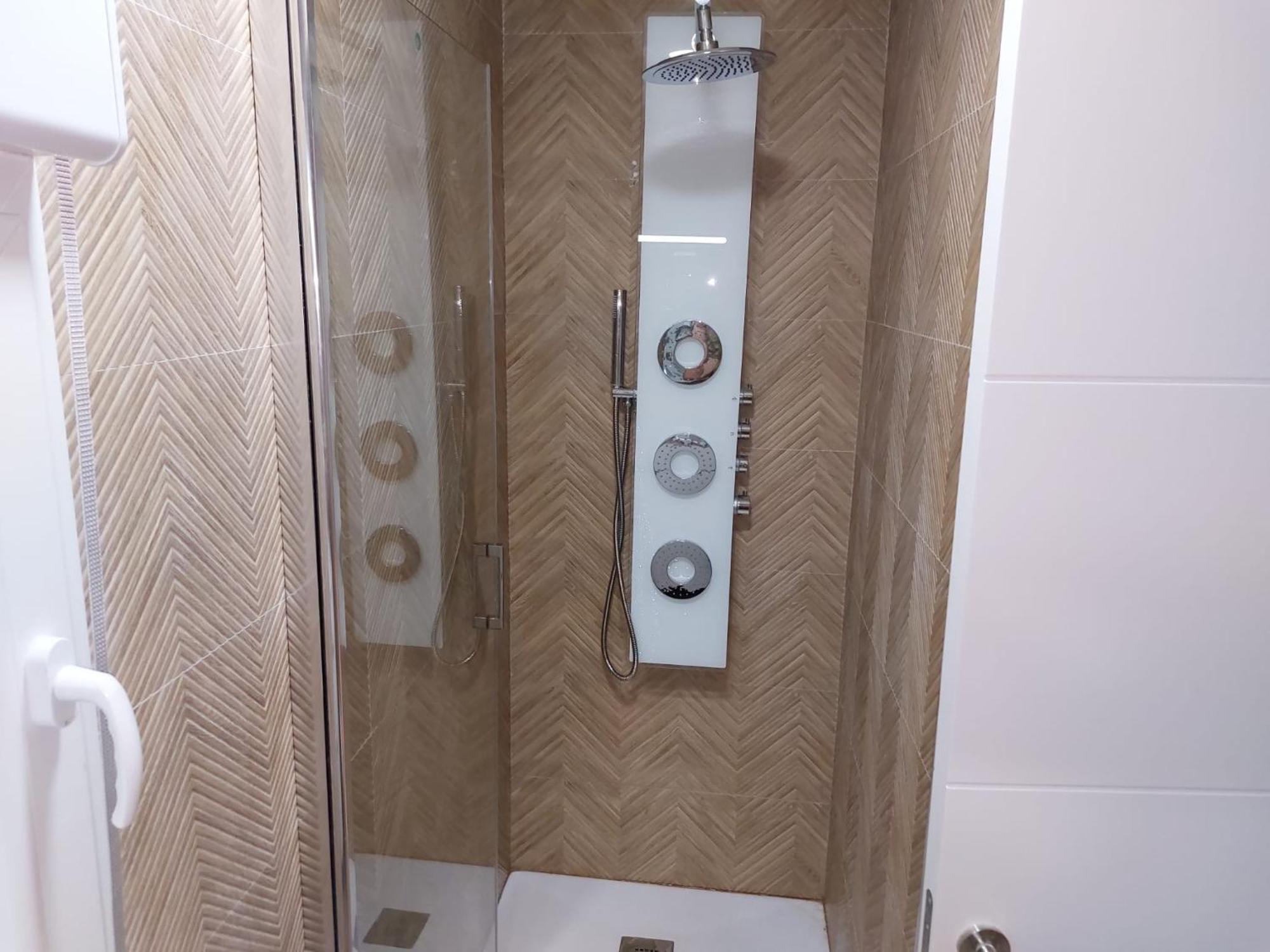 Piso En El Centro Apto 5 Personas Con Garaje Privado Avilés Exterior foto
